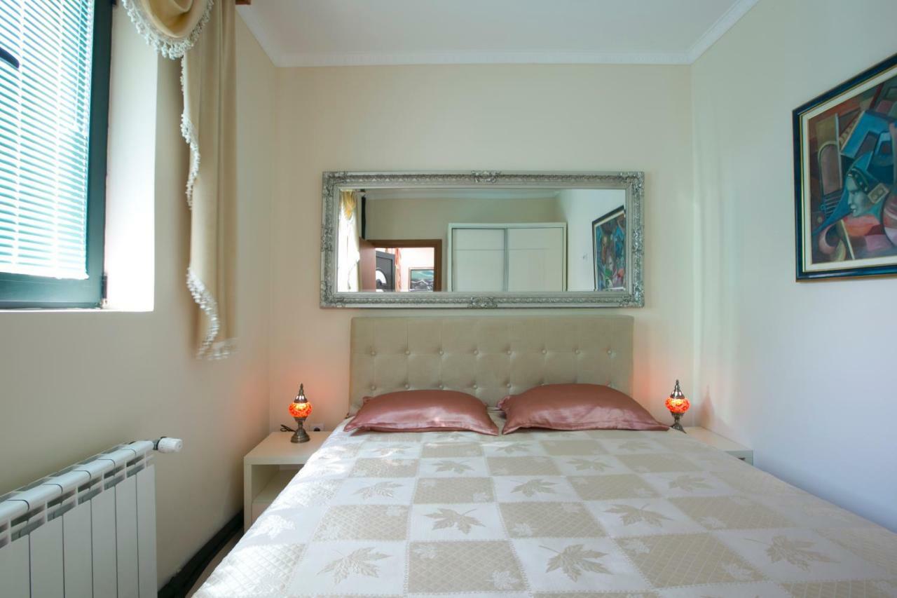 Apartments Holiday Lux Sutomore Esterno foto